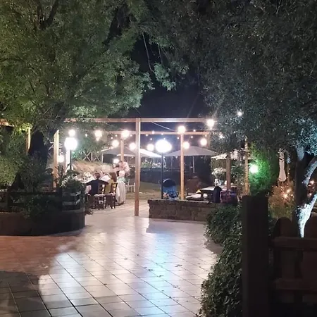 Alloggio per agriturismo Azienda Agricola Biologica La Cardellina *